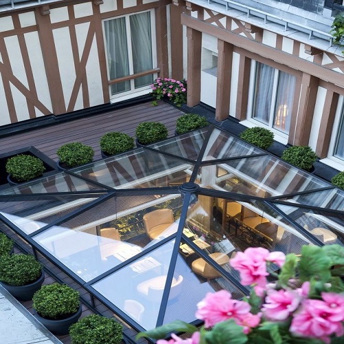 ساخت سقف حیاط خلوت