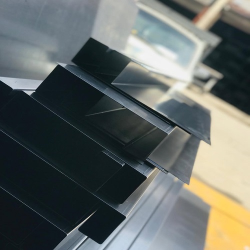 نصب فلاشینگ روی دیوار